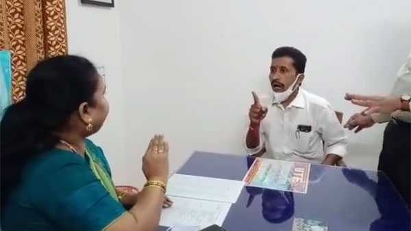 నలుగురు వాలంటీర్లను తొలగించిన ఎంపీడీఓ.. వైసీపీ నేత వీరంగం