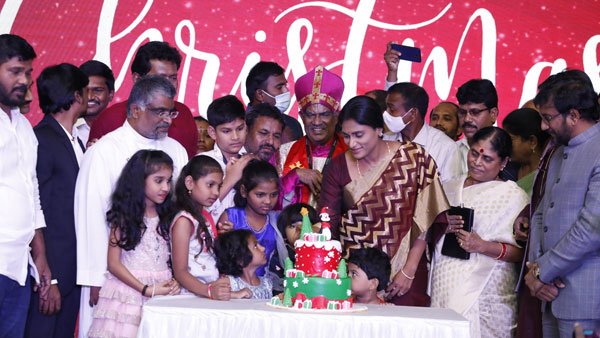 రైతు ఆవేదన యాత్ర పేరుతో..