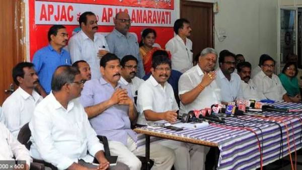 గత సమ్మెల ముగింపు గుర్తు చేస్తూ