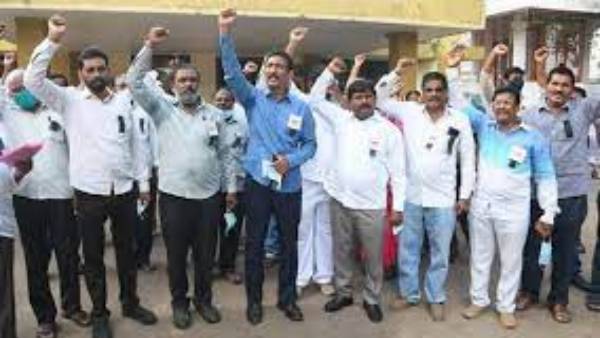 ఉద్యమ కార్యాచరణలో ఉద్యోగులు..