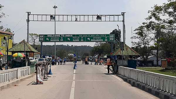 భారత్ చేపట్టిన నిర్మాణాలపై నేపాల్ లో ఆందోళనలు, మండిపడిన నేపాలీ కాంగ్రెస్ పార్టీ భారత్ చేపట్టిన నిర్మాణాలపై నేపాల్ లో ఆందోళనలు, మండిపడిన నేపాలీ కాంగ్రెస్ పార్టీ