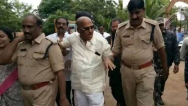 జేసీ దివాక‌ర్ రెడ్డి అరెస్ట్..