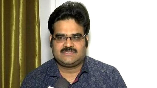 జగన్ తీరుపై సోషల్ మీడియా వేదికగా పోస్టులు