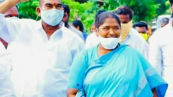 టీఆర్ఎస్ నేతల కనుసన్నల్లో పోలీసులు