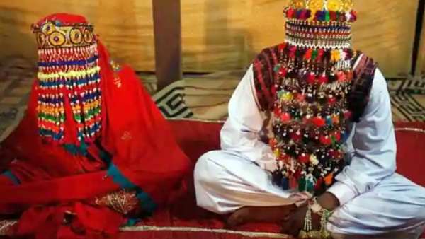 అనారోగ్యంతో చనిపోయిన భార్య అనారోగ్యంతో చనిపోయిన భార్య