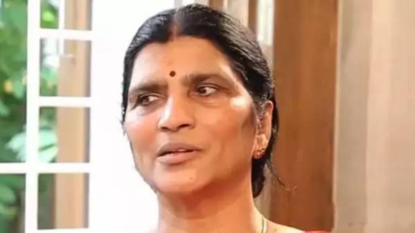 బతికున్నంతకాలం తోడుగానే.. : లక్ష్మీపార్వతి