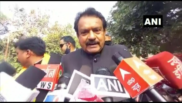 BJP fields Union Minister SP Singh Baghel against Akhilesh Yadav from Karhal seat. BJP fields Union Minister SP Singh Baghel against Akhilesh Yadav from Karhal seat.