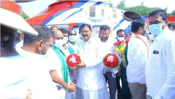 మంత్రి నిరంజన్ రెడ్డితో పాటు పంట నష్టం వాటిల్లిన ప్రాంతాల్లో మంత్రుల బృందం