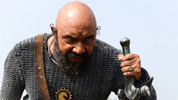 సెలబ్రిటీలు సామాన్యులు అన్న తేడా లేకుండా కరోనా పంజా సెలబ్రిటీలు సామాన్యులు అన్న తేడా లేకుండా కరోనా పంజా