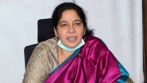 రాష్ట్రానికి నిధులు ఇవ్వరు, జాతీయ హోదా ఇవ్వరు.? ఐనా కేసీఆర్ ను విమర్శిస్తారా అని ప్రశ్నించిన మంత్రి రాష్ట్రానికి నిధులు ఇవ్వరు, జాతీయ హోదా ఇవ్వరు.? ఐనా కేసీఆర్ ను విమర్శిస్తారా అని ప్రశ్నించిన మంత్రి