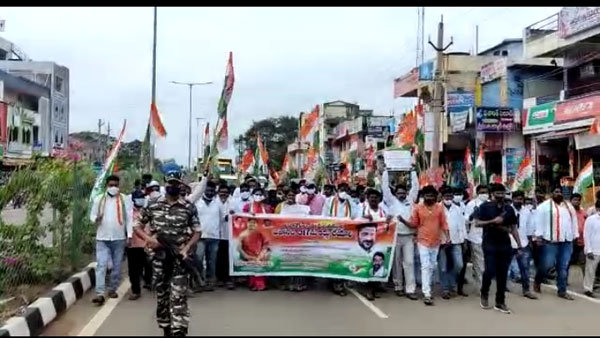 ఉద్యోగుల ప్రాణాలను తీస్తున్న జీఓ నెంబర్ 317 రద్దు చెయ్యండి ఉద్యోగుల ప్రాణాలను తీస్తున్న జీఓ నెంబర్ 317 రద్దు చెయ్యండి