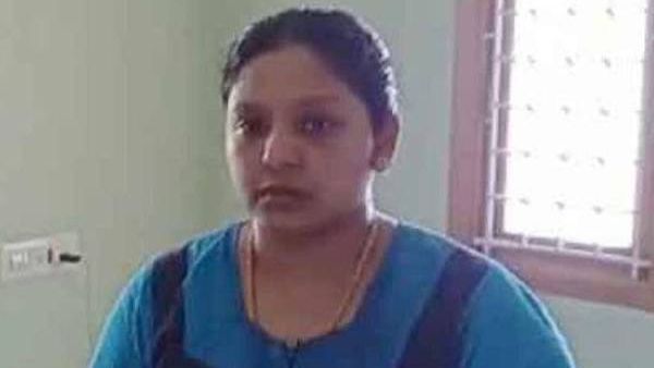 ప్రియుడితో మూడోసారి గర్బవతి ప్రియుడితో మూడోసారి గర్బవతి