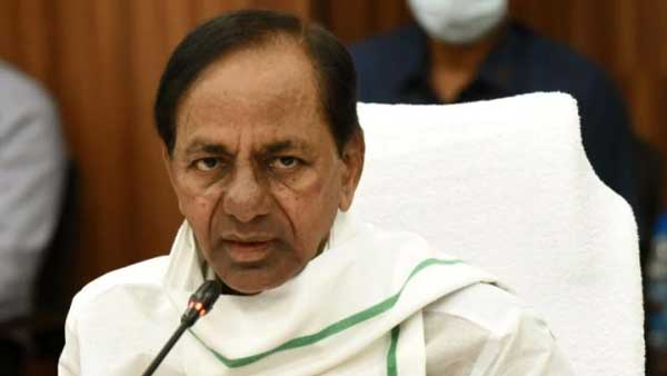 ప్రైవేట్ యూనివర్సిటీల వైపు మొగ్గు చూపిన తెలంగాణా సర్కార్ .. జాప్యం అందుకేనా?