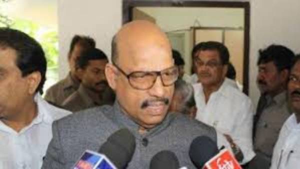 ఆలయాలపై దాడులను వ్యతిరేకిస్తే బిజెపి నేతలపై కేసులు: టీజీ వెంకటేష్ ఆలయాలపై దాడులను వ్యతిరేకిస్తే బిజెపి నేతలపై కేసులు: టీజీ వెంకటేష్