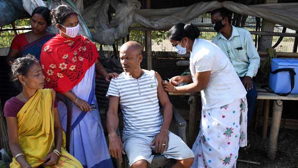 వేగంగా వ్యాక్సినేషన్