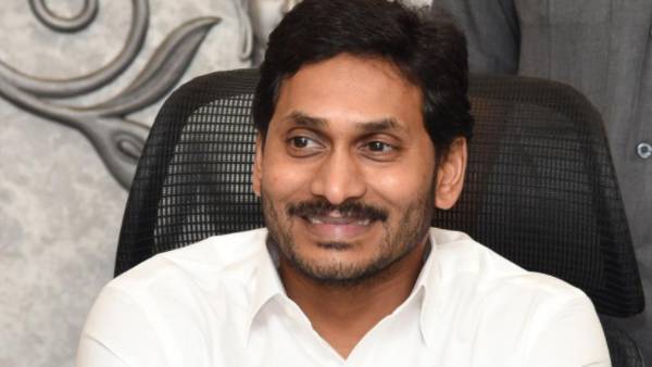 అటు ఎస్మా.. ఇటు కోవిడ్ చట్టాలు