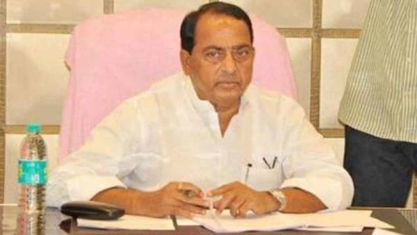 ఆదివాసీల జాతర అనే జాతీయ పండుగగా ప్రకటించడం లేదా? ఆదివాసీల జాతర అనే జాతీయ పండుగగా ప్రకటించడం లేదా?