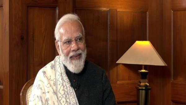 PM Modi says, Farm laws were brought for benefit of farmers, withdrawn in the interest of nation PM Modi says, Farm laws were brought for benefit of farmers, withdrawn in the interest of nation