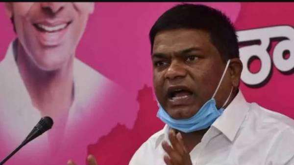  దళితులను మోసం చేస్తున్న బీజేపీ, కాంగ్రెస్ పార్టీలు: పీయూసీ చైర్మన్ జీవన్ రెడ్డి