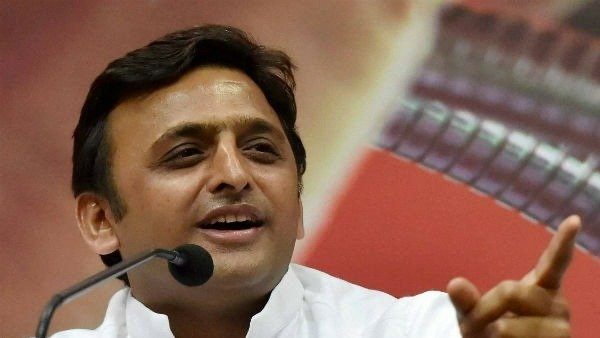 యోగి తర్వాత అఖిలేష్ యాదవ్కే ట్విట్టర్ ఫాలోవర్లు ఎక్కువ యోగి తర్వాత అఖిలేష్ యాదవ్కే ట్విట్టర్ ఫాలోవర్లు ఎక్కువ