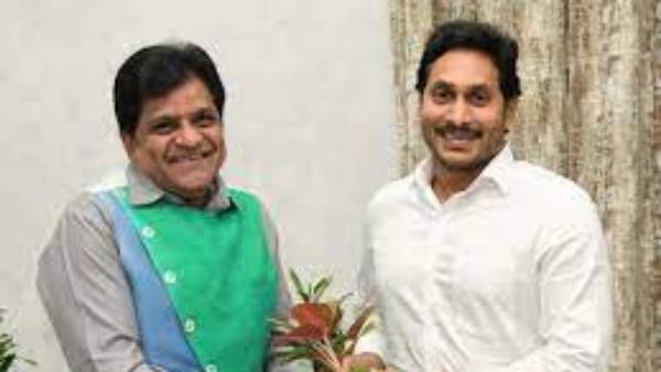 సినీ ఇండస్ట్రీ..మైనార్టీ వర్గానికి