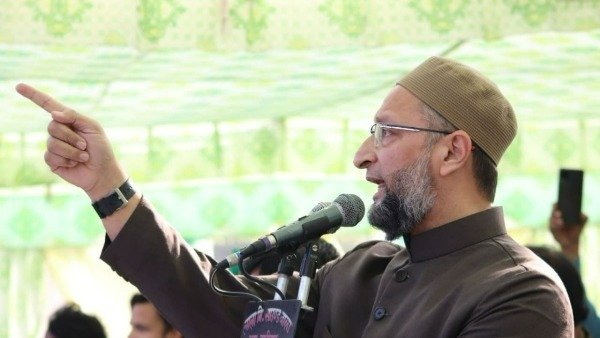 బీజేపీ, ఎస్పీలకు ట్రిపుల్ తలాఖ్ ఇవ్వాలటూ ఒవైసీ పిలుపు