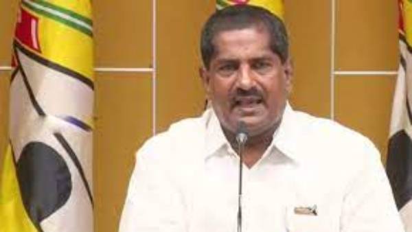  ఉద్యోగులపై అశోక్ బాబు పట్టు