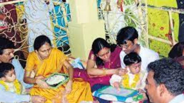 పిల్లలకు అక్షరాభ్యాసం