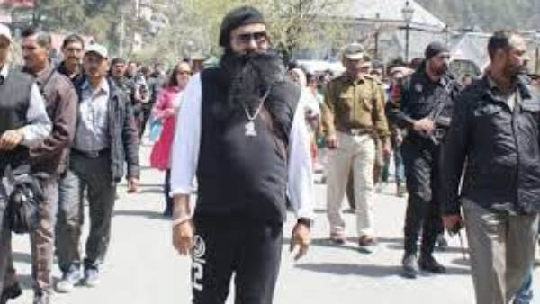 ఏడేళ్ల వయసులోనే ఆశ్రమానికి.. ఏడేళ్ల వయసులోనే ఆశ్రమానికి..