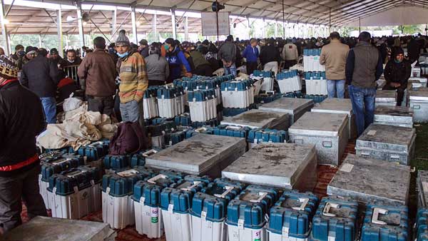 వయస్సుల వారీగా అభ్యర్థుల డేటా ఇదే