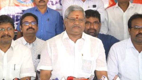 ఉద్యోగులుగా తాము తగ్గేదేలే