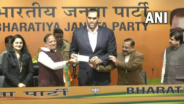 Professional wrestler The Great Khali joins BJP ahead of Punjab assembly elections. Professional wrestler The Great Khali joins BJP ahead of Punjab assembly elections.