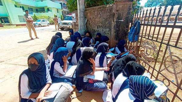  బెంగళూరు శివార్లలో ఉర్దూ స్కూల్