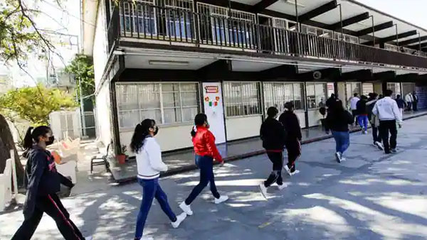 40 Indian students in Ukraine cover 8 km on foot to reach Poland border 40 Indian students in Ukraine cover 8 km on foot to reach Poland border