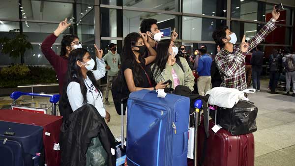 పేరంట్స్ ఆందోళన