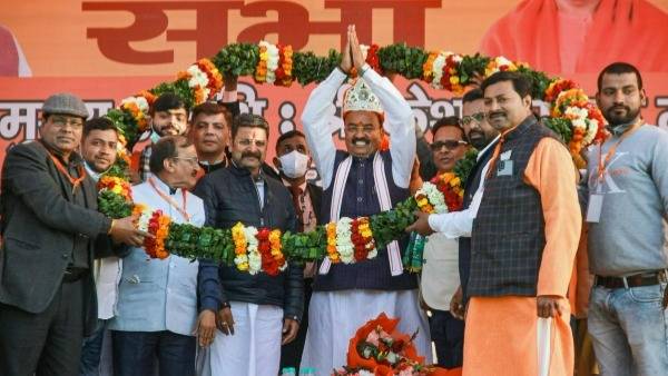 గతంలో శాంతిభద్రతలకు విఘాతం.. ఇప్పుడు గూండాలపై ఉక్కుపాదం గతంలో శాంతిభద్రతలకు విఘాతం.. ఇప్పుడు గూండాలపై ఉక్కుపాదం