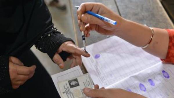 అనుమానాస్ప‌ద రీతిలో పోలీస్ మృతి