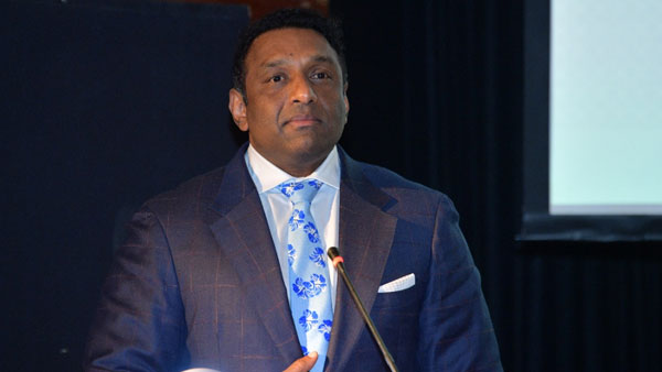  రాజకీయాలు తెలియని నేత