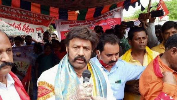 హిందూపురం జిల్లా కేంద్రం చెయ్యటం కోసం భవిష్యత్ కార్యాచరణకు అఖిలపక్ష నాయకులతో భేటీ