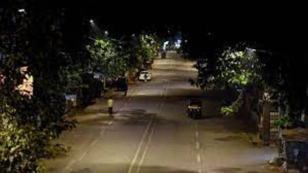 Uttar Pradesh Government Lifts Night Curfew After Decline In Covid-19 Cases Uttar Pradesh Government Lifts Night Curfew After Decline In Covid-19 Cases