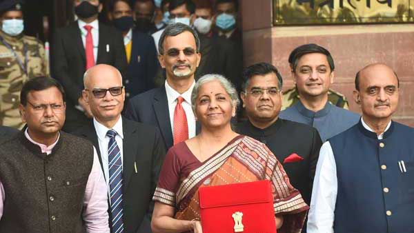 1486 పనికిరాని చట్టాల రద్దు; ఈ పాస్ పోర్ట్ జారీ