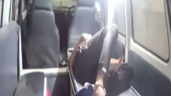 ఇద్దరు పిల్లలు... పుట్టింటిలో భార్య ఇద్దరు పిల్లలు... పుట్టింటిలో భార్య