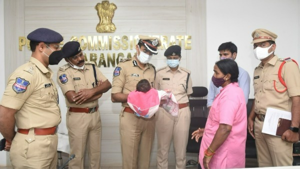 శిశు విక్రయ డీల్ లో గొడవ 