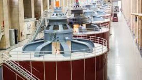  ఎడా పెడా విద్యుత్ ఉత్పత్తికి నీటిని వాడేసిన తెలుగు రాష్ట్రాలు