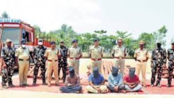  పుష్పరాజ్ స్టైల్‌లో స్మగ్లింగ్..