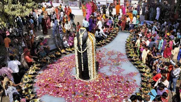 వేయి స్తంభాల ఆలయంలో ఘనంగా శివరాత్రి ఉత్సవాలు