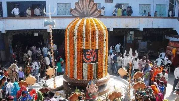  శివరాత్రి సందర్భంగా శోభాయమానంగా ఆలయాల ముస్తాబు