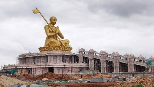 అలంకరణకే 6 కిలోల బంగారం