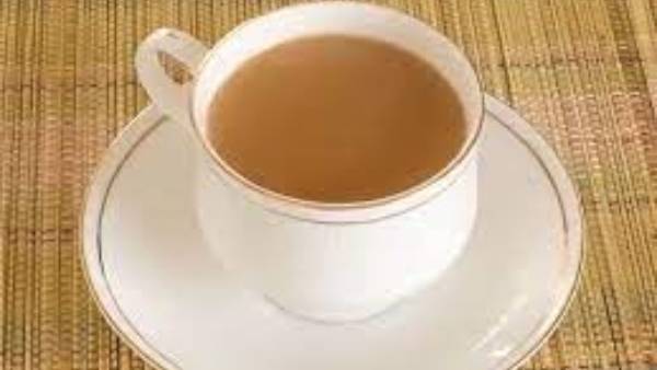 టీ ఇమ్మన్న భర్త, టీ పొడి, పంచదార లేవన్న భార్య టీ ఇమ్మన్న భర్త, టీ పొడి, పంచదార లేవన్న భార్య