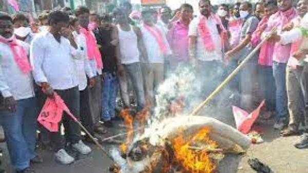  మోడీ క్షమాపణ చెప్పాలని డిమాండ్